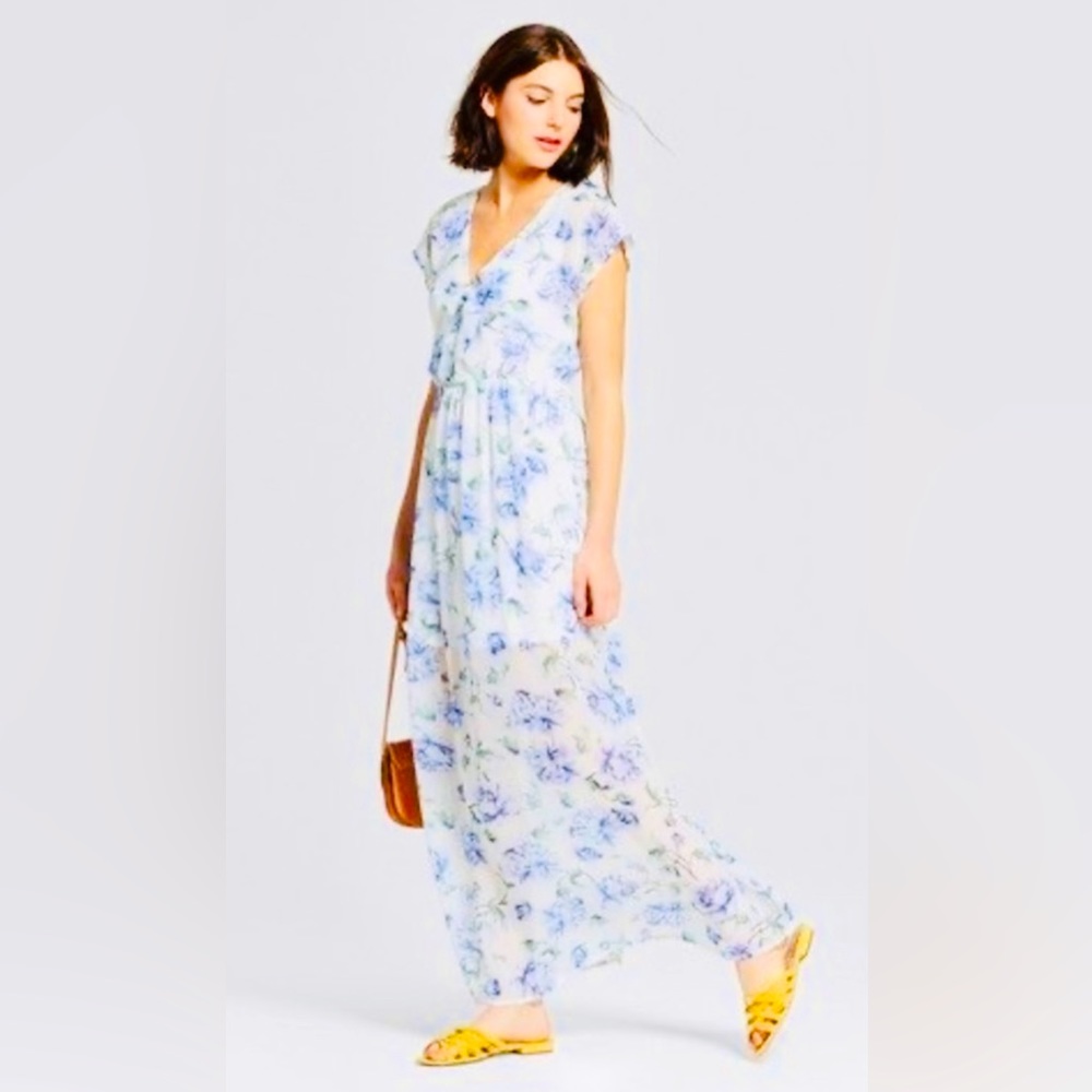 Lily Star Blue Floral White Maxi Dress. Size S. EUC. Worn once.